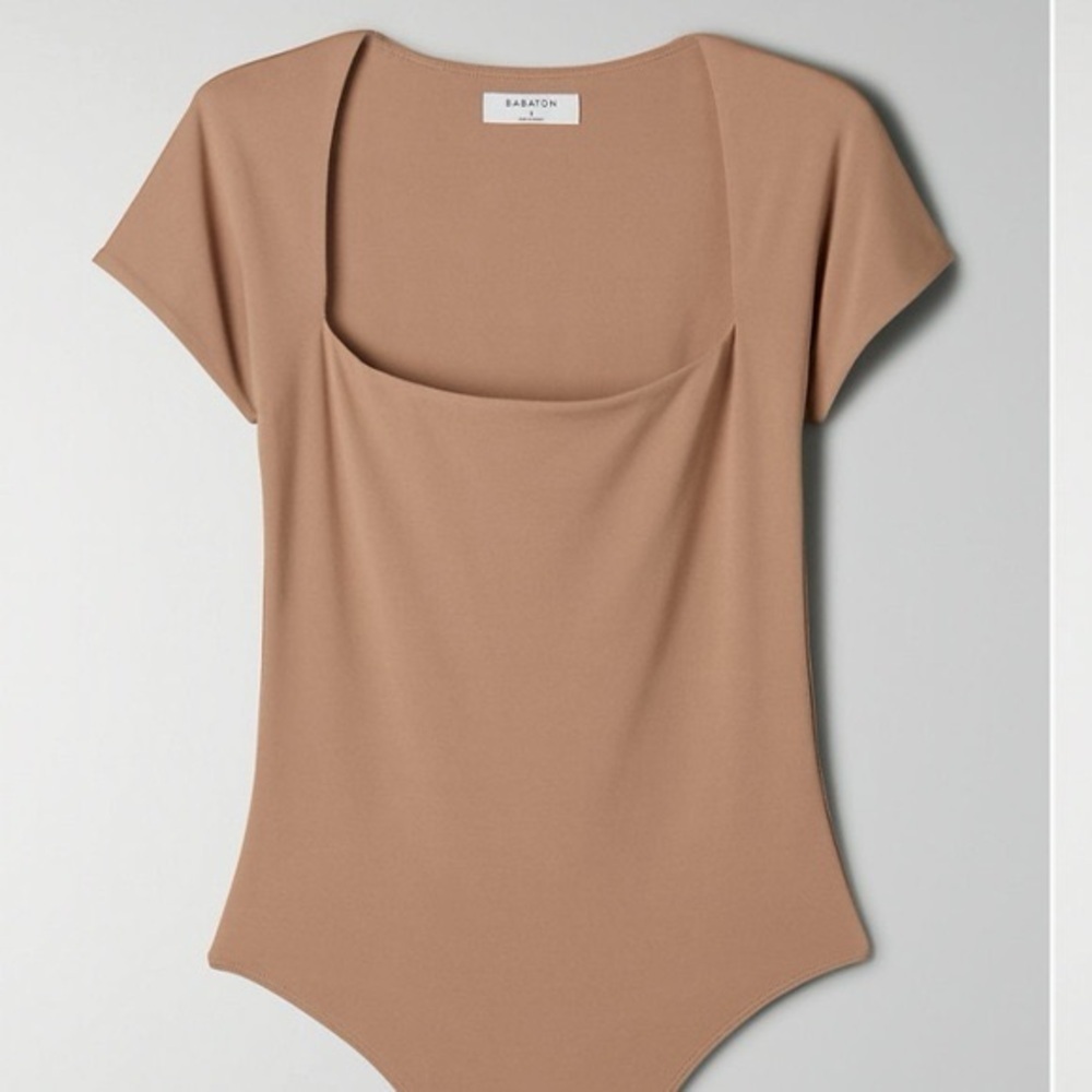 Aritzia Babaton Contour Straight Neck Bodysuit